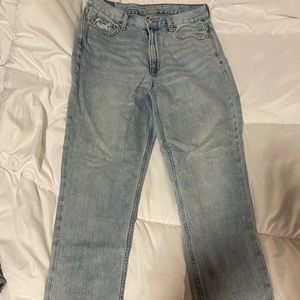 American eagle mom jeans